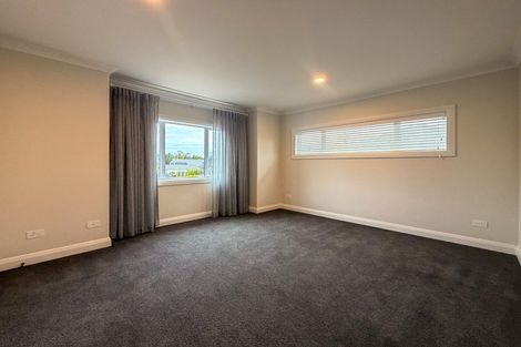Photo of property in 11 Henry Blyth Lane, Greenhithe, Auckland, 0632