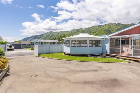 Photo of property in 6 Belvedere Avenue, Waikanae, 5036