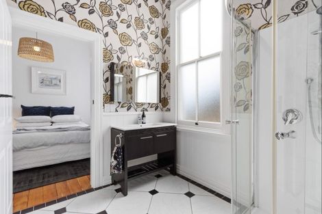 Photo of property in 11 Colenso Avenue, Hospital Hill, Napier, 4110