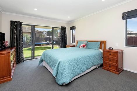 Photo of property in 9 Franshell Crescent, East Tamaki, Auckland, 2013