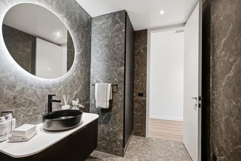 Photo of property in Ocean Breeze Apts, 7107/87 Clyde Road, Browns Bay, Auckland, 0630