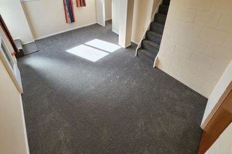 Photo of property in 29 Awanui Street, Merrilands, New Plymouth, 4312