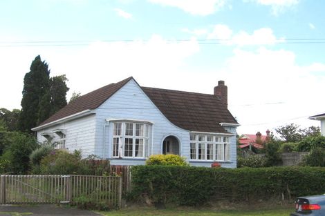 Photo of property in 11 Rugby Road, Birkenhead, Auckland, 0626