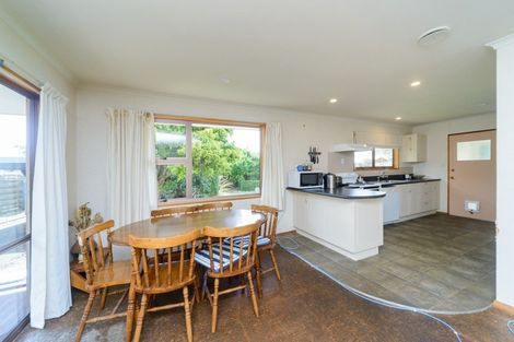 Photo of property in 6 Cheviot Place, Feilding, 4702