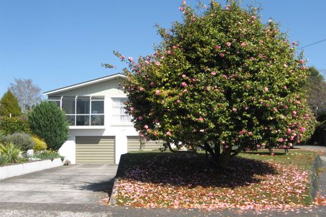 Photo of property in 2 Carlton Street, Glenholme, Rotorua, 3010