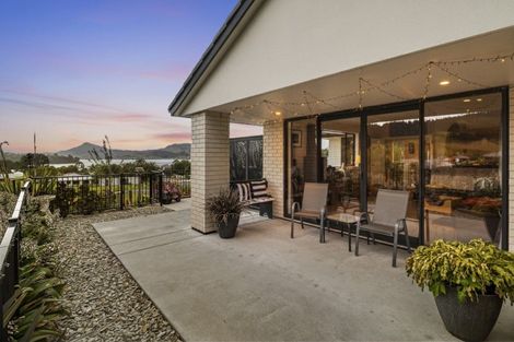 Photo of property in 9 Goddard Way, Sawyers Bay, Port Chalmers, 9023