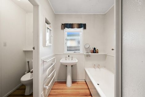 Photo of property in 18 Beech Crescent, Hillcrest, Hamilton, 3216