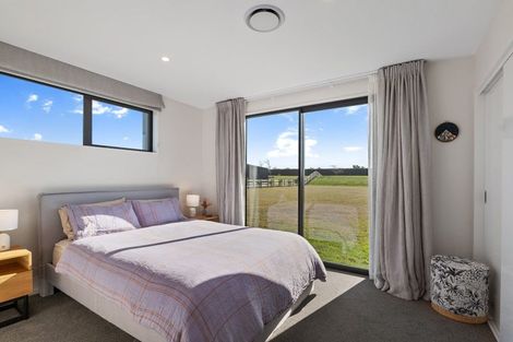 Photo of property in 37 Silver Peaks Drive, West Melton, 7618