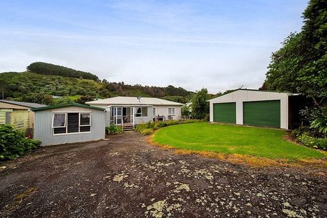 Photo of property in 4a Oha Street, Mokau, 4376