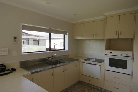 Photo of property in 1 Price Street, Westown, New Plymouth, 4310