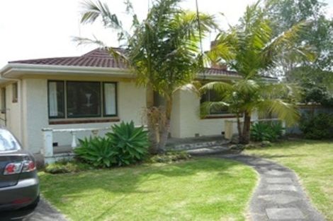 Photo of property in 1/30 Hillcrest Road, Papatoetoe, Auckland, 2025