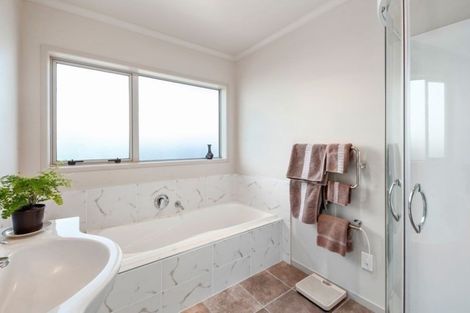 Photo of property in 17 Mohi Crescent, Ngongotaha, Rotorua, 3010