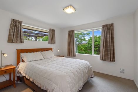 Photo of property in 40 Worsleys Road, Cracroft, Christchurch, 8025