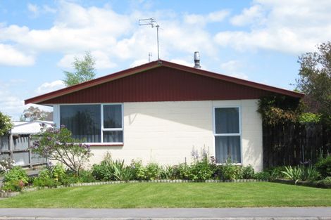 Photo of property in 11 Bush Street, Rangiora, 7400