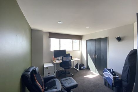 Photo of property in Grandstand Apartments, 8/80 Kent Terrace, Mount Victoria, Wellington, 6011