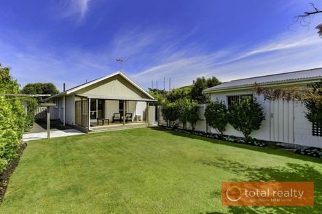Photo of property in 30 Fern Drive, Halswell, Christchurch, 8025