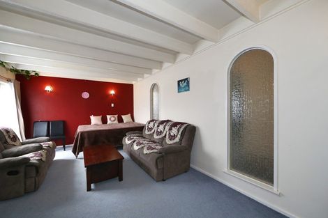 Photo of property in 212 Park Road South, Akina, Hastings, 4122