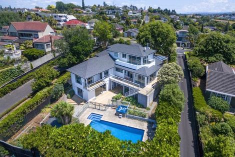 Photo of property in 201 Bleakhouse Road, Mellons Bay, Auckland, 2014