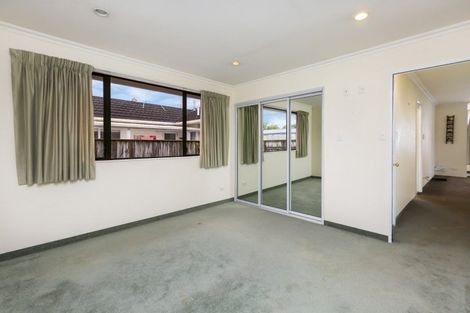 Photo of property in 6 Kowhai Avenue, Ebdentown, Upper Hutt, 5018