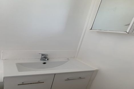 Photo of property in 1/204 Grove Road, Mayfair, Hastings, 4122