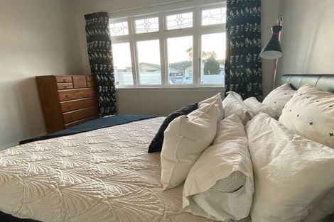 Photo of property in 10 Plunket Avenue, Petone, Lower Hutt, 5012