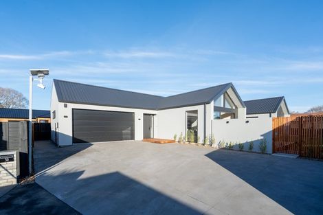 Photo of property in 28 Burkett Street, Marshland, 8051