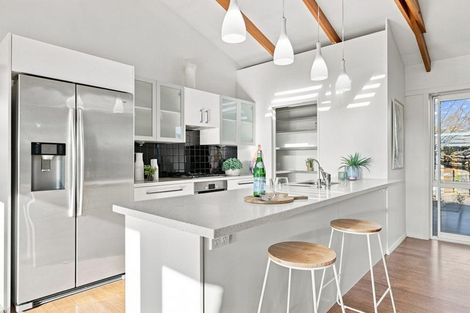 Photo of property in 11 Oban Place, Woolston, Christchurch, 8062