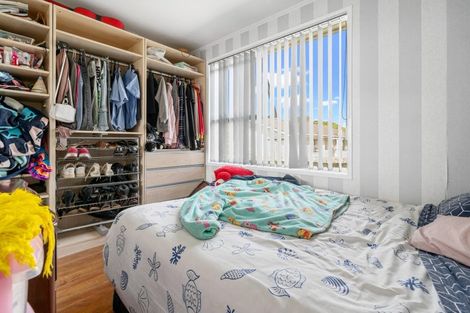 Photo of property in 8 Frostbite Place, Ranui, Auckland, 0612