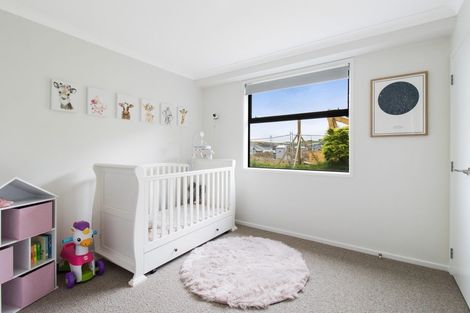 Photo of property in 39 Lakeside Terrace, Omokoroa, 3114