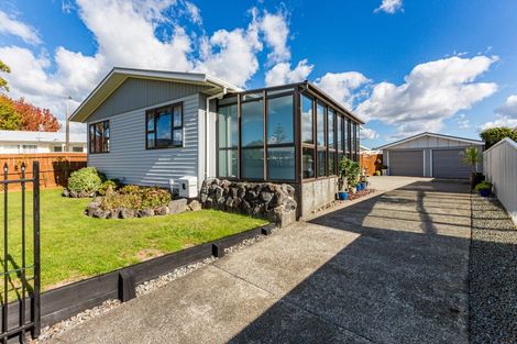 Photo of property in 21 Bonnie Glen Crescent, Ebdentown, Upper Hutt, 5018