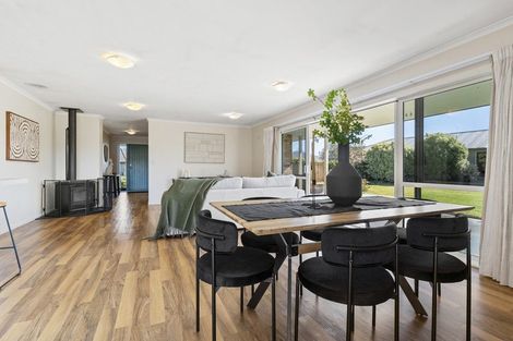 Photo of property in 4 Camellia Lane, Carterton, 5713