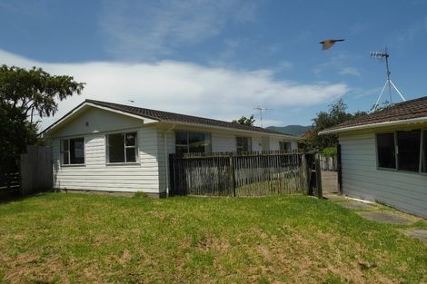 Photo of property in 43 Arawhata Road, Paraparaumu, 5032