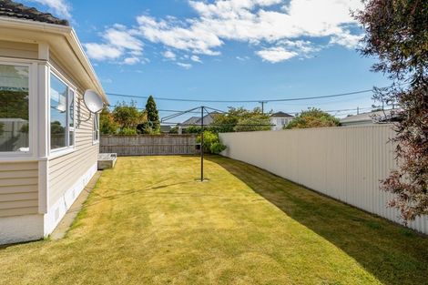 Photo of property in 3 Hall Crescent, Epuni, Lower Hutt, 5011