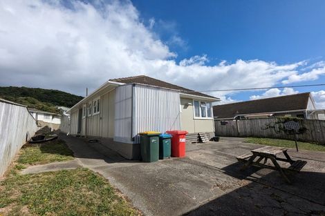 Photo of property in 7 Aparangi Crescent, Elsdon, Porirua, 5022