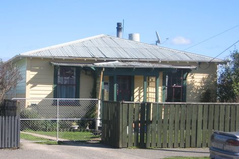 Photo of property in 18 Railway Crescent, Masterton, 5810