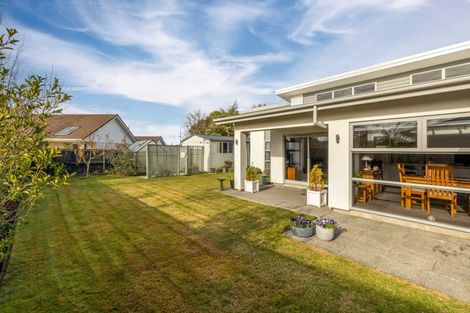 Photo of property in 52 Acacia Avenue, Rangiora, 7400