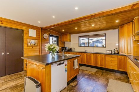 Photo of property in 100 Goldfinch Street, Ohakune, 4625