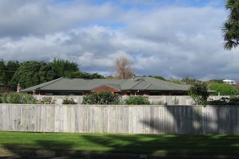 Photo of property in 42b Te Moana Road, Waikanae Beach, Waikanae, 5036
