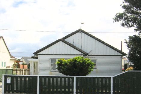 Photo of property in 22 Wayside, Miramar, Wellington, 6022