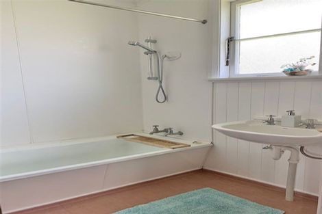 Photo of property in 71 Racecourse Road, Waipukurau, 4200