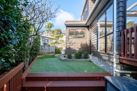 Photo of property in 12 Longmont Terrace, Churton Park, Wellington, 6037