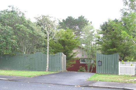 Photo of property in 19 Claverdon Drive, Massey, Auckland, 0614