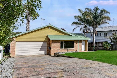 Photo of property in 215 Pukete Road, Pukete, Hamilton, 3200
