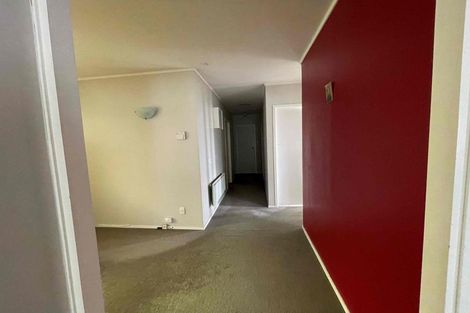 Photo of property in 21 Rotoiti Avenue, Pakuranga Heights, Auckland, 2010