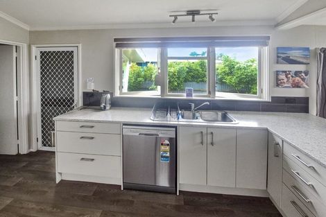 Photo of property in 25 Alamein Crescent, Onekawa, Napier, 4110