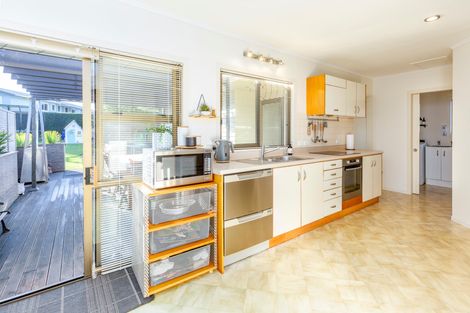 Photo of property in 34 Rothery Road, Hillpark, Auckland, 2102