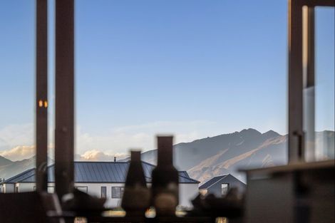 Photo of property in 11 Packer Road, Wanaka, 9382