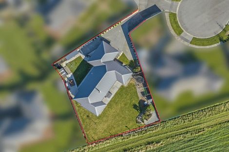 Photo of property in 9 Dundee Close, Darfield, 7510