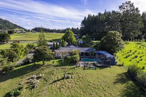 Photo of property in 127 King Street, Hikurangi, 0114