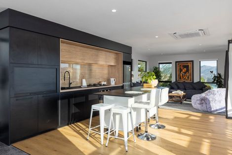 Photo of property in 63b Bayview Road, Charteris Bay, Lyttelton, 8971